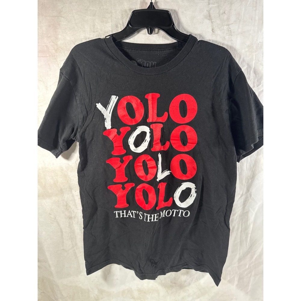 2 Monkeys YOLO Thats The Motto Graphic T-Shirt Mens Medium Black RedWhite Cotton